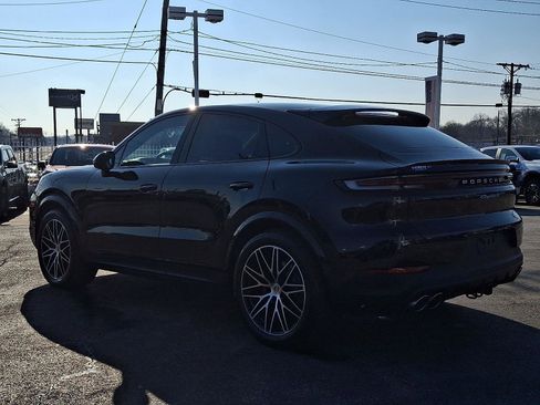 Used 2025 Porsche Cayenne S image 4