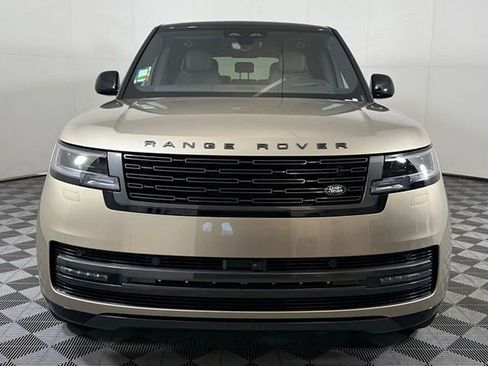 New 2025 Land Rover Range Rover Long Wheelbase SE image 11