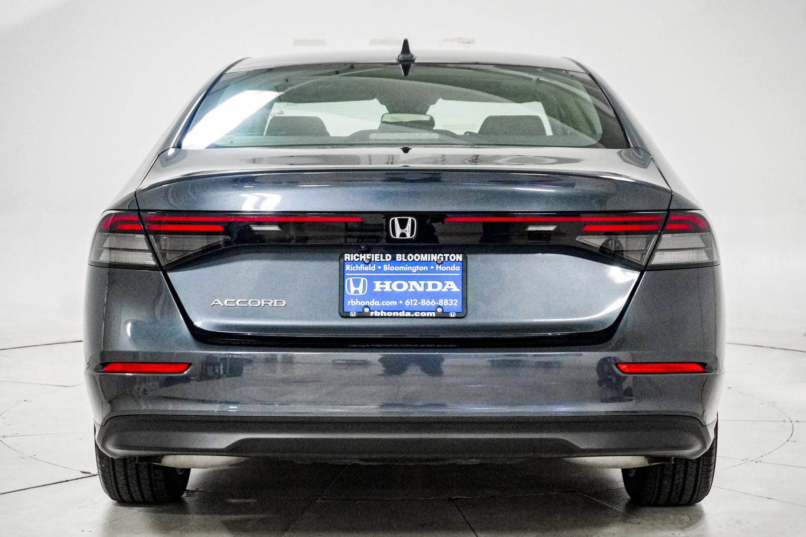 Used 2023 Honda Accord EX image 7