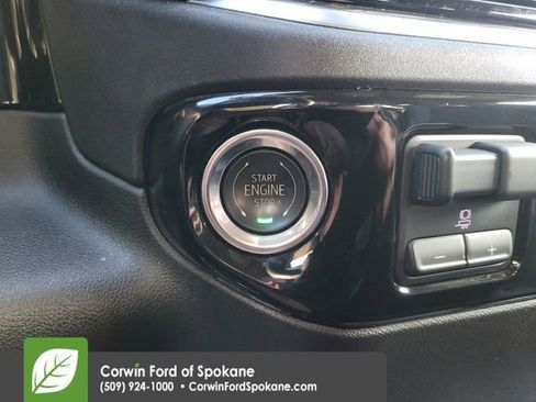 Used 2025 Chevrolet Silverado 2500 LT image 24