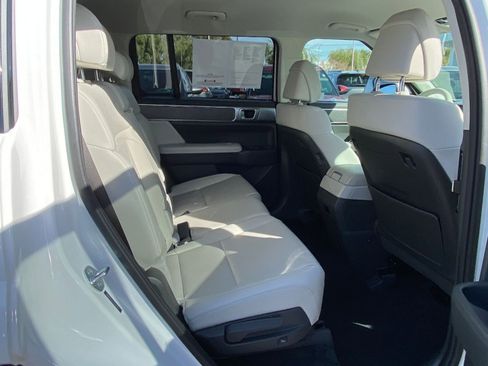 Used 2025 Hyundai Santa Fe SEL image 42