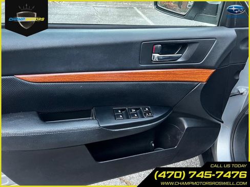 Used 2013 Subaru Outback 2.5i Limited image 16