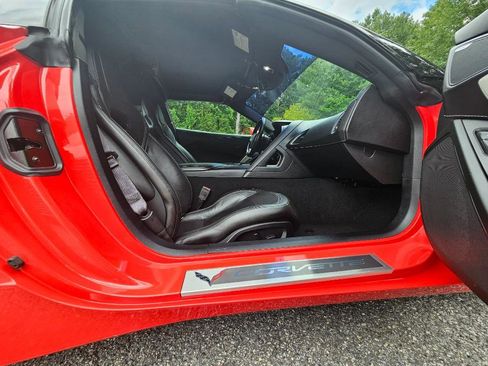 Used 2017 Chevrolet Corvette Stingray Coupe w/ Carbon Flash Badge Package image 50