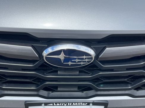 Used 2025 Subaru Crosstrek 2.5i Premium AWD/4WD image 24