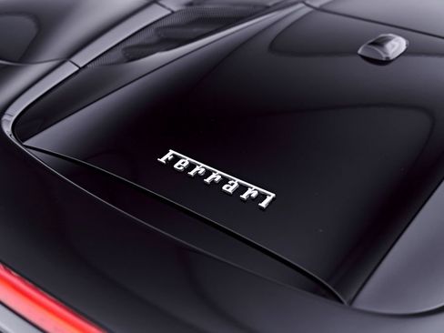 Used 2018 Ferrari 488 Spider RWD image 37