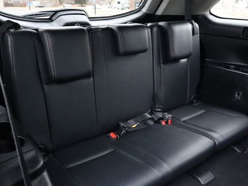 Used 2018 Toyota Highlander AWD V6 image 22