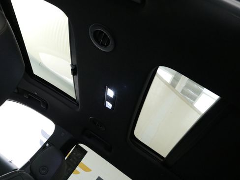 Certified 2023 Chevrolet Traverse High Country image 26