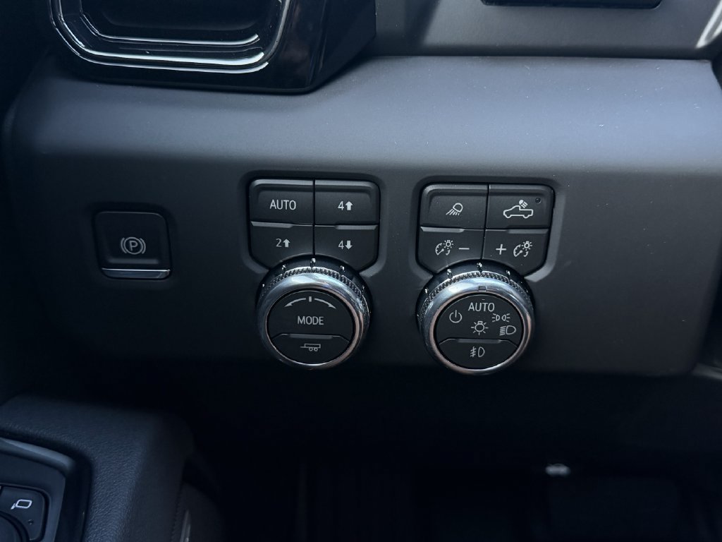 New 2026 GMC Sierra 1500 AT4 w/ AT4 Premium Package AWD/4WD image 19