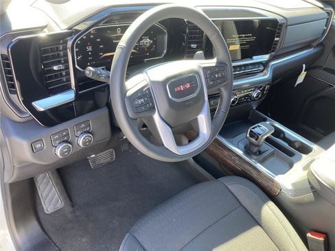 New 2026 GMC Sierra 1500 Elevation AWD/4WD image 12