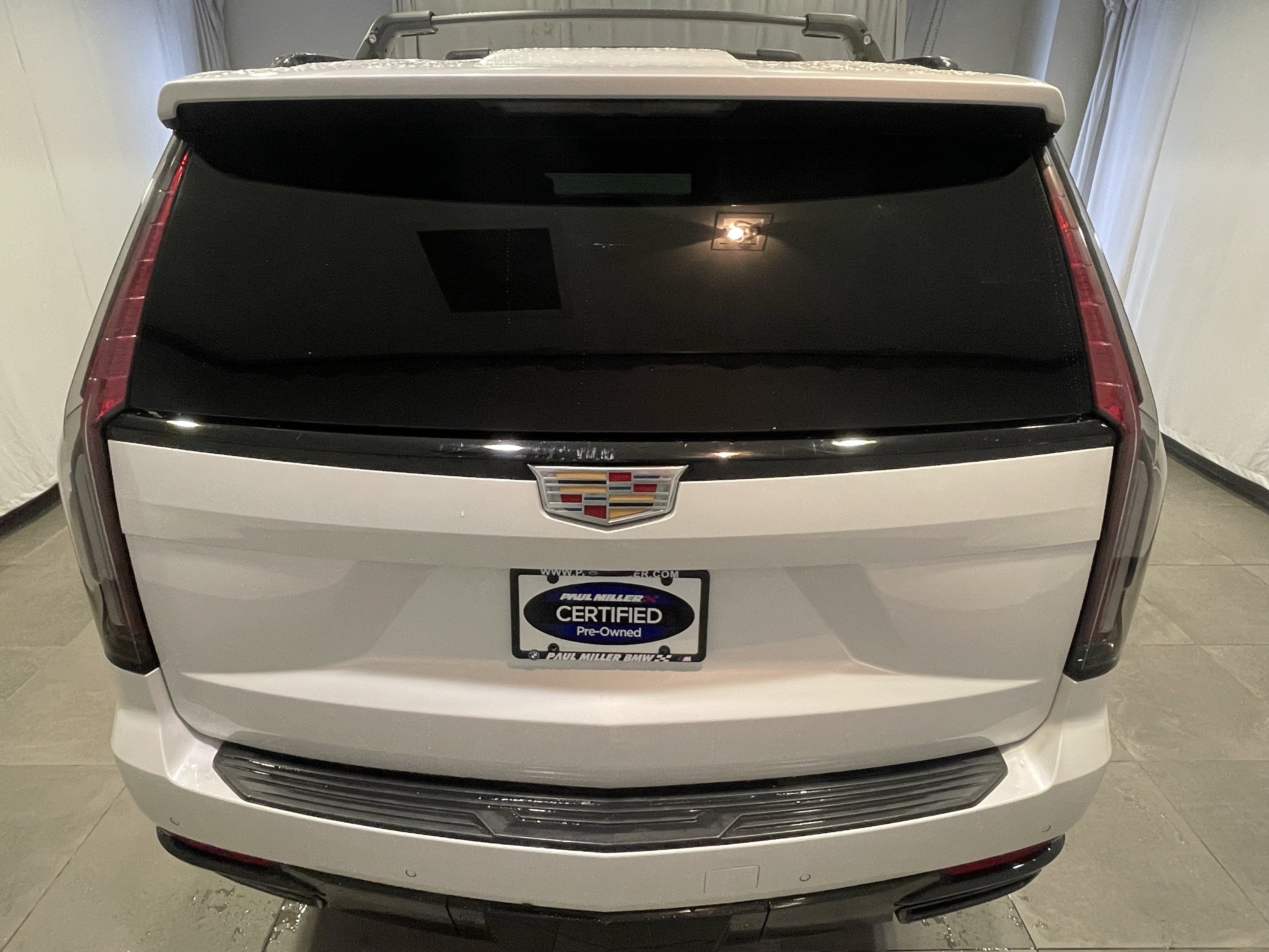Used 2023 Cadillac Escalade ESV Sport Platinum AWD/4WD image 5