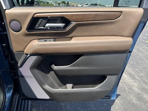New 2026 GMC Yukon XL Denali Ultimate AWD/4WD image 37