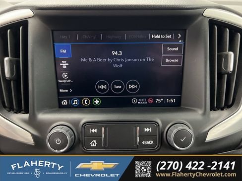 Used 2024 GMC Terrain SLT AWD/4WD image 29