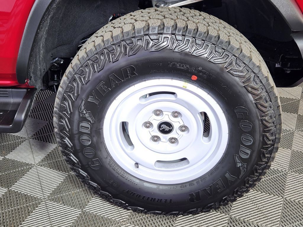 New 2026 Ford Bronco Heritage Edition AWD/4WD image 9