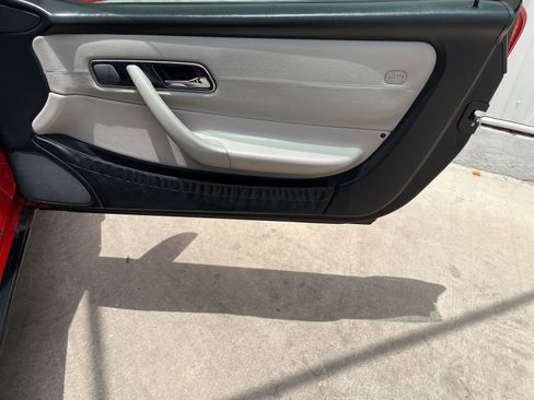 Used 2000 Mercedes-Benz SLK 230 image 10