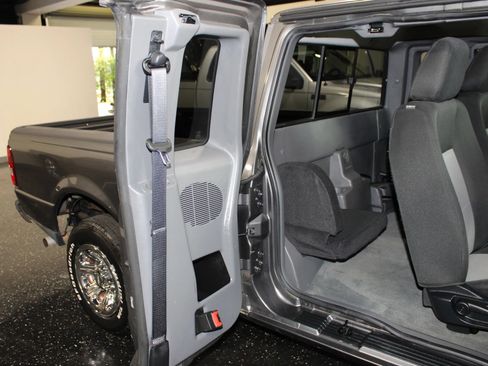 Used 2011 Ford Ranger XLT RWD image 32