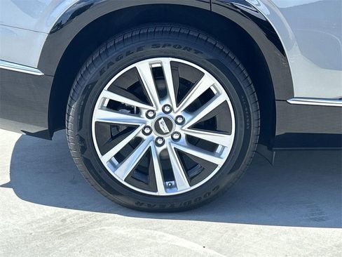 New 2026 Cadillac Vistiq Luxury image 35