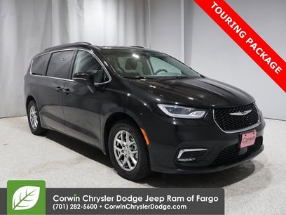 Used 2021 Chrysler Pacifica Touring
