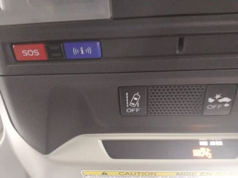 Certified 2022 Subaru Crosstrek 2.5i Limited image 37