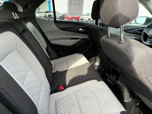 Used 2019 Chevrolet Equinox LT w/ Driver Convenience Package image 15