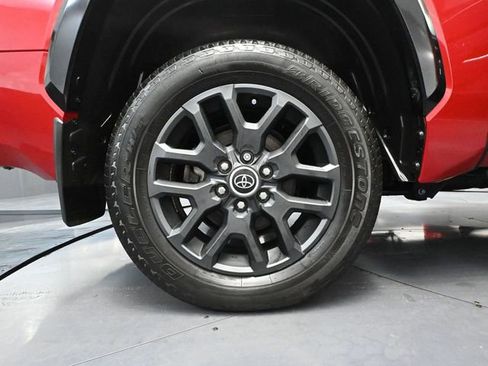 Used 2022 Toyota Tundra Platinum image 13