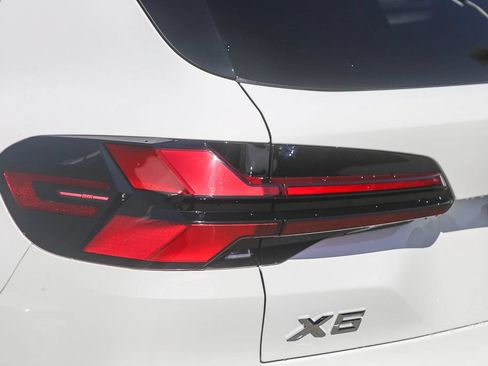 New 2026 BMW X5 xDrive40i w/ Parking Assistance Package AWD/4WD image 7