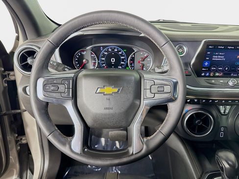 Used 2022 Chevrolet Blazer Premier w/ Enhanced Convenience Package FWD image 12