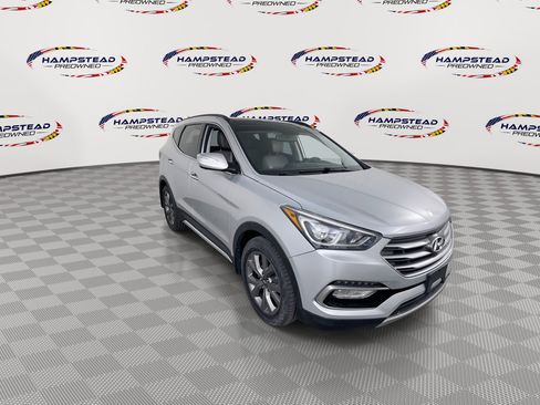 Used 2018 Hyundai Santa Fe Sport AWD/4WD image 2