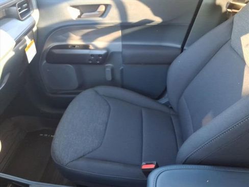 New 2025 Ford Maverick XL image 23