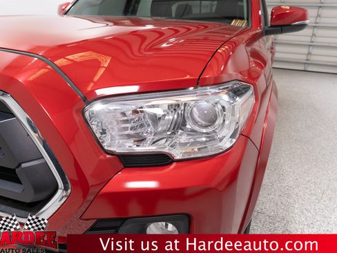 Used 2023 Toyota Tacoma SR5 w/ Technology Package RWD image 8