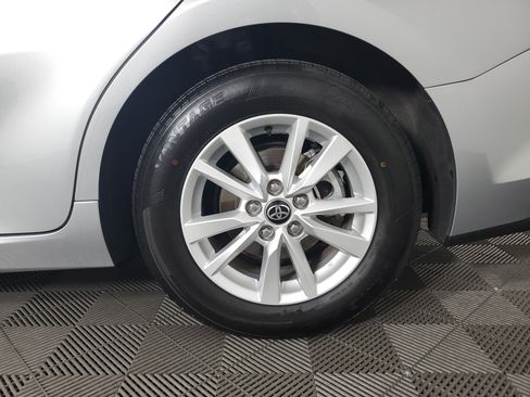 Used 2025 Toyota Camry LE FWD image 29