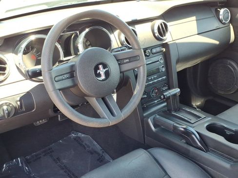 Used 2008 Ford Mustang GT RWD image 25