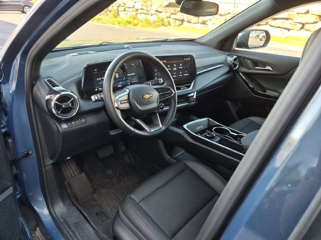 Used 2026 Chevrolet Equinox LT w/ Convenience Package II AWD/4WD image 17