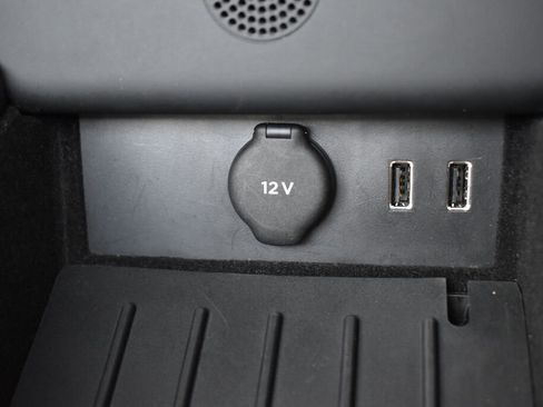 Used 2017 Tesla Model X 75D image 15