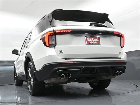Certified 2025 Ford Explorer ST w/ Sun And Sound Package AWD/4WD image 39