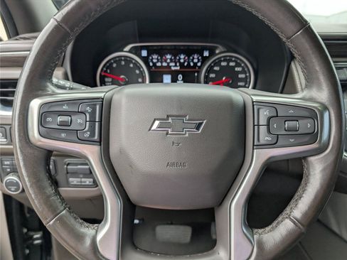 Used 2021 Chevrolet Tahoe Z71 w/ Z71 Off-Road Package AWD/4WD image 24