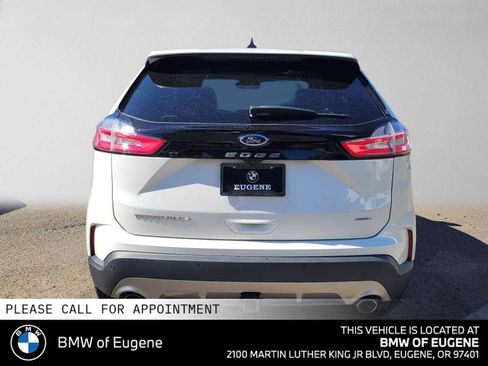 Used 2022 Ford Edge Titanium w/ Class II Trailer Tow Package AWD/4WD image 4