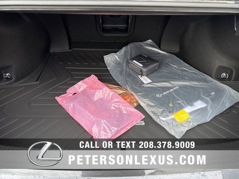 New 2025 Lexus ES 350 w/ Premium Package image 18