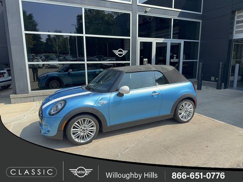Used 2019 MINI Cooper S w/ Premium Package FWD image 1
