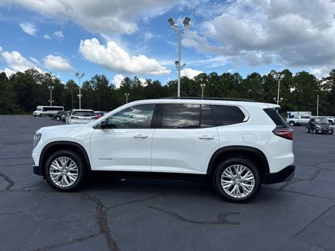 Used 2026 GMC Acadia Elevation w/ Elevation Premium Package FWD image 6