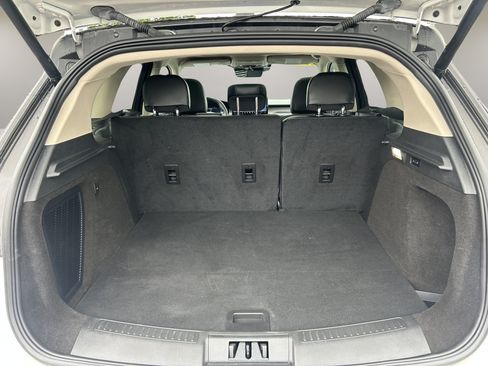 Certified 2023 Lincoln Corsair AWD w/ Equipment Group 101A image 8