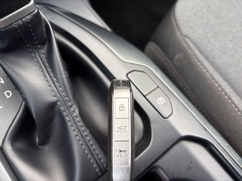 Used 2025 Kia K4 LXS image 21