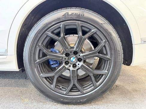 Used 2020 BMW X7 xDrive40i w/ Premium Package AWD/4WD image 7