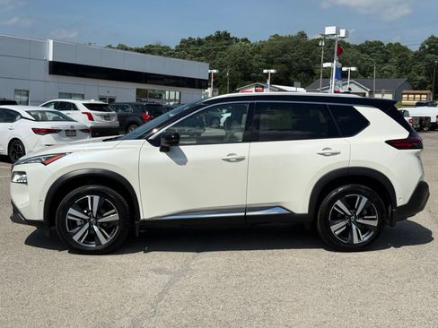 Used 2023 Nissan Rogue SL w/ SL Premium Package AWD/4WD image 10