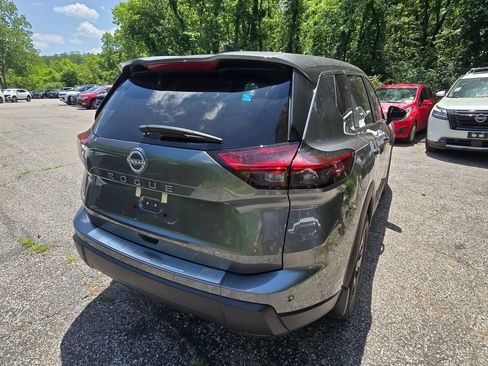 Used 2026 Nissan Rogue SV FWD image 7