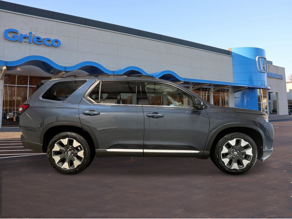 New 2026 Honda Pilot Touring image 8
