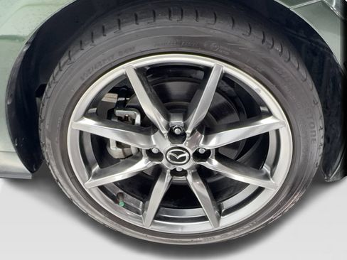 Used 2022 MAZDA MX-5 Miata RF Grand Touring w/ Weather Package RWD image 16