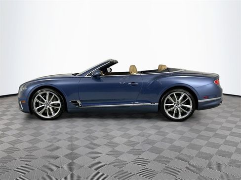 Used 2022 Bentley Continental GT image 9