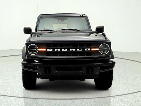 Used 2021 Ford Bronco Black Diamond AWD/4WD image 2