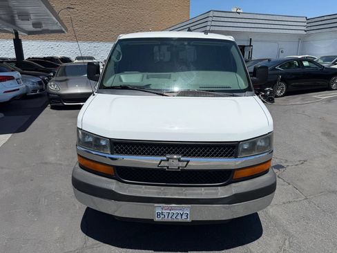 Used 2014 Chevrolet Express 2500 LT w/ LT Preferred Equipment Group RWD image 8