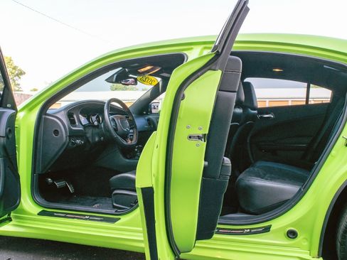 Used 2023 Dodge Charger Scat Pack image 8